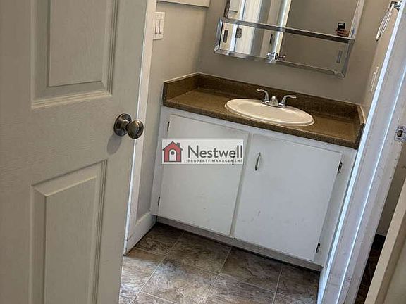 4th image of 230 W Center St Unit 20
