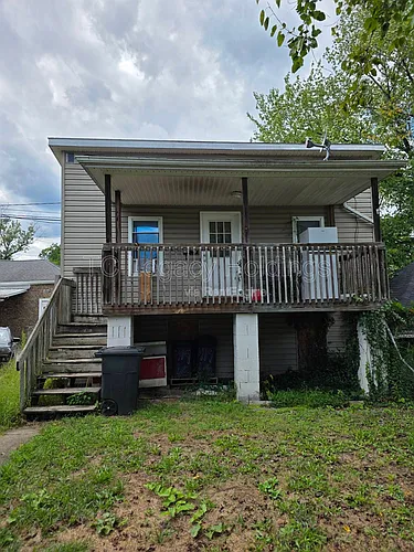 419 1/2 Walnut Ave Photo 1