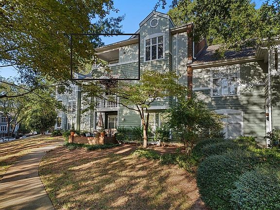2nd image of 1001 Nicholwood Dr APT 305
