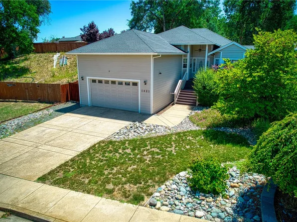 1421 Wild Oak Ct, Lakeport, CA 95453