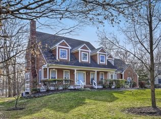 27 Chimney Ash Farm Rd, Basking Ridge, NJ 07920