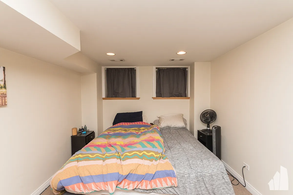 2 bed, 1.0 bath, $2,195 — Photo 4