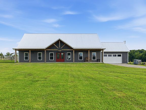 2nd image of 2877 Beasley Rd