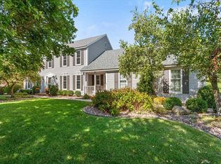 N32W23360 Fieldside Rd, Pewaukee, WI 53072