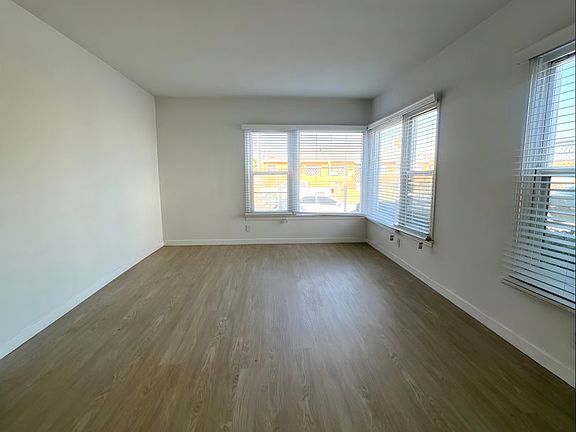 3rd image of 5760 Morley St #5760