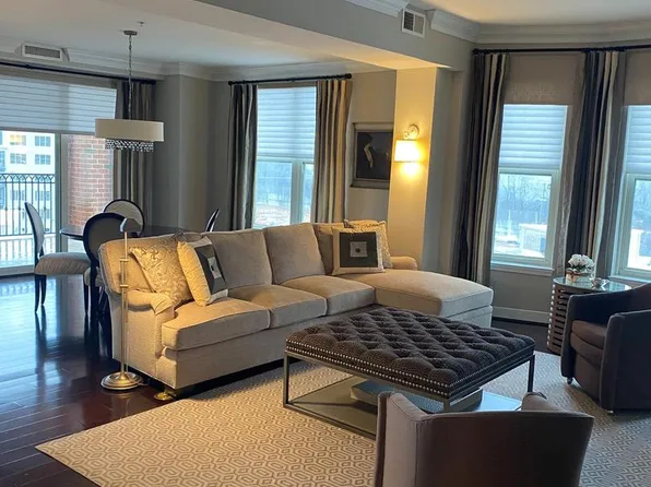12500 Park Potomac Ave Unit 804, Potomac, MD 20854