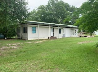65 Broadway Cir, Picayune, MS 39466