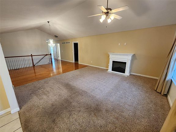 5th image of 172 Worthington Cir #21