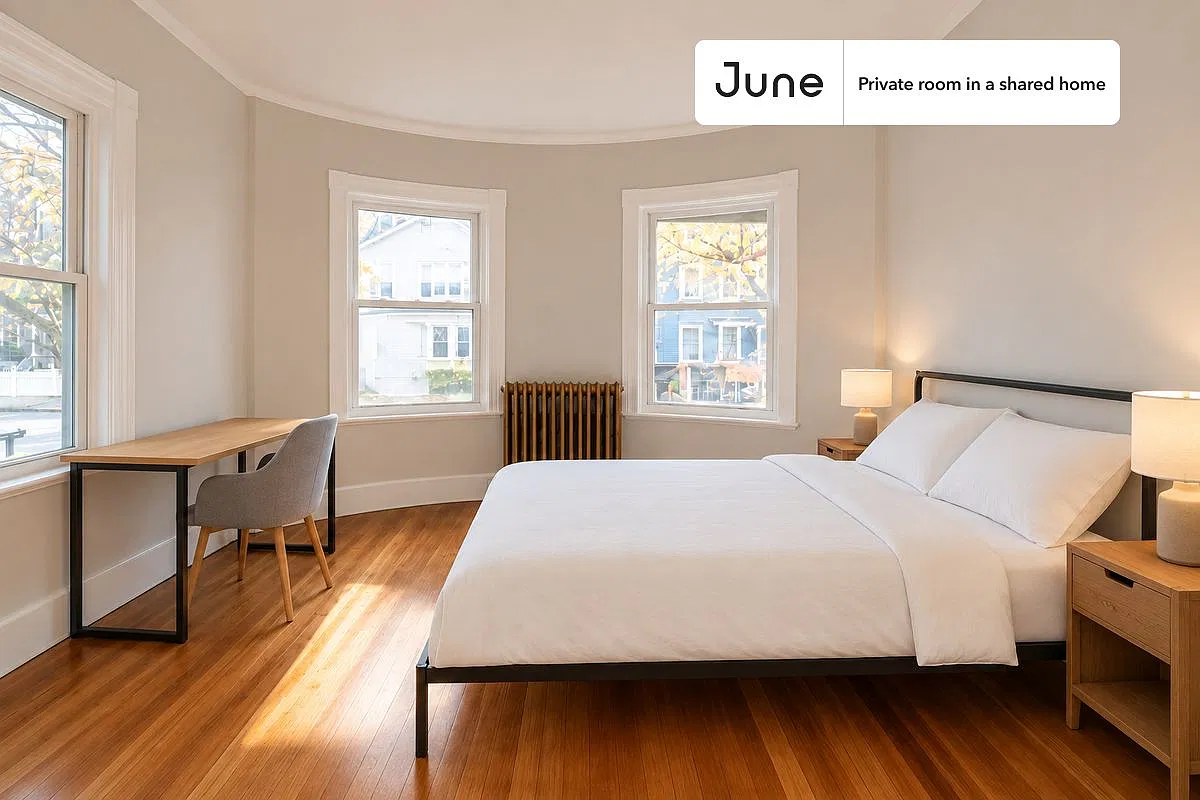 41 Brook St — Photo 1