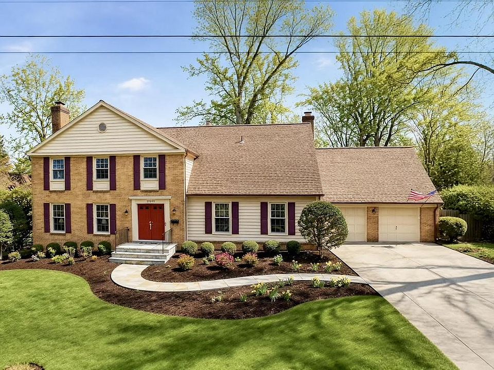 1st image of 11209 Farmland Dr