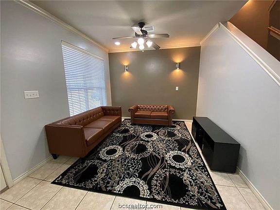 5th image of 212 Forest Dr