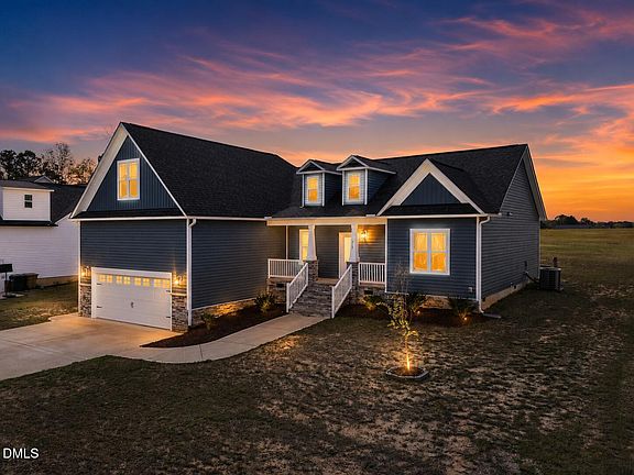 2nd image of 319 Lowery Ln