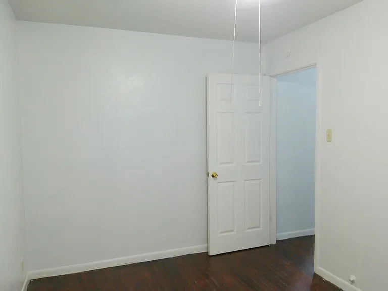 4326 Vestal St — Photo 7