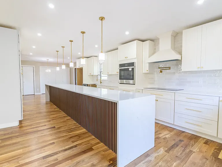 4461 Kohler Dr — Photo 5