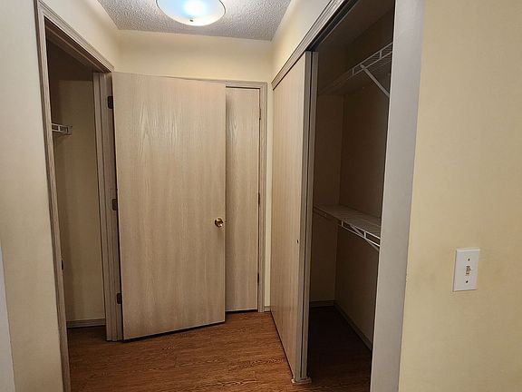 5th image of 510 E Whitefish Bay Pl #289