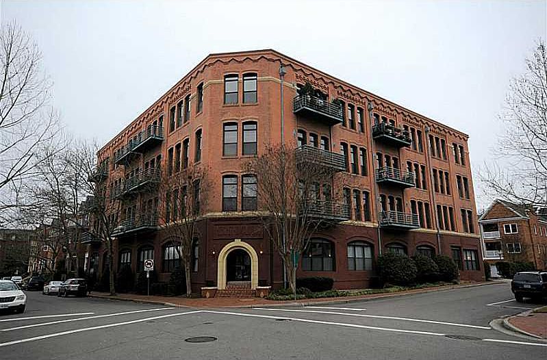 1st image of 230 W Tazewell St #G3