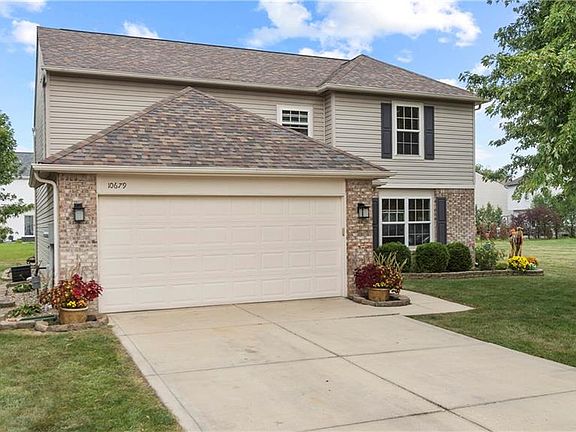 4th image of 10679 E Magenta Dr