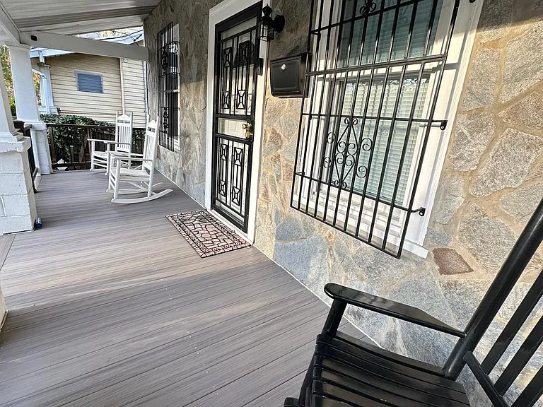 3607 Eastern Ave #3607 — Photo 2