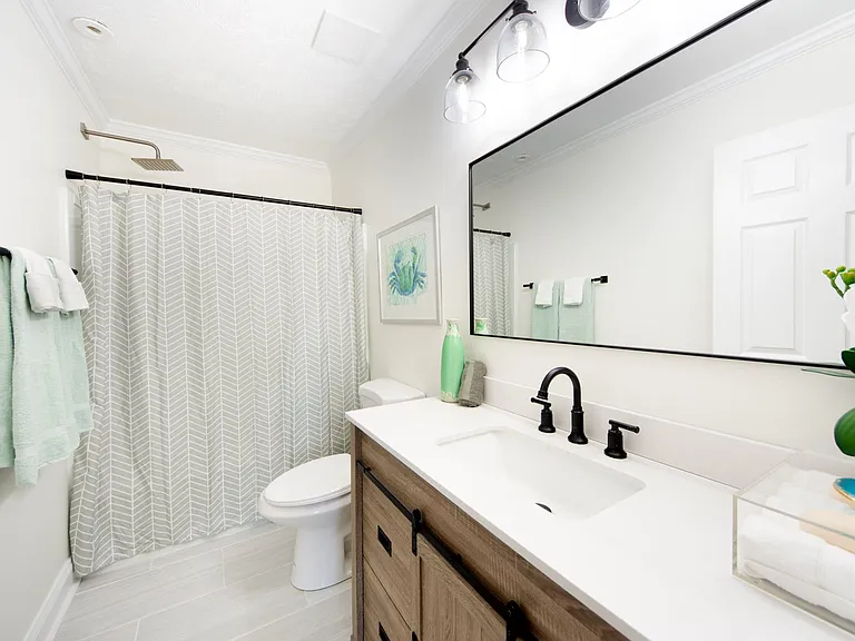 105 King George Ct — Photo 13