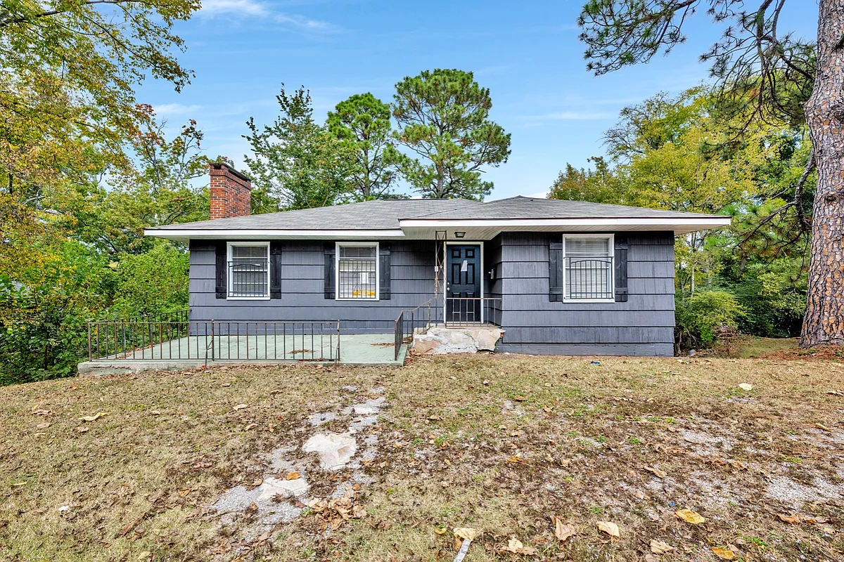 Property Photo - 4300 8th Ave