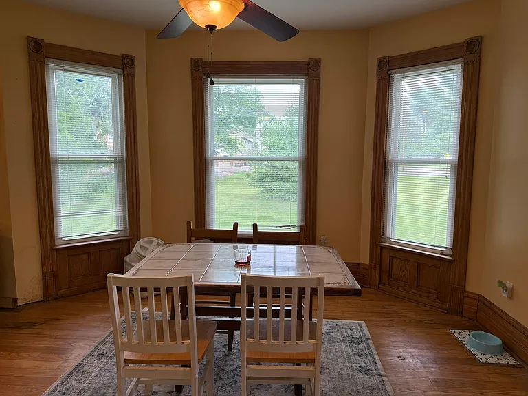409 E Porter St — Photo 8