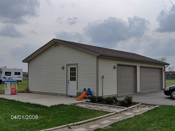 3 Car Detatched garage with workshop