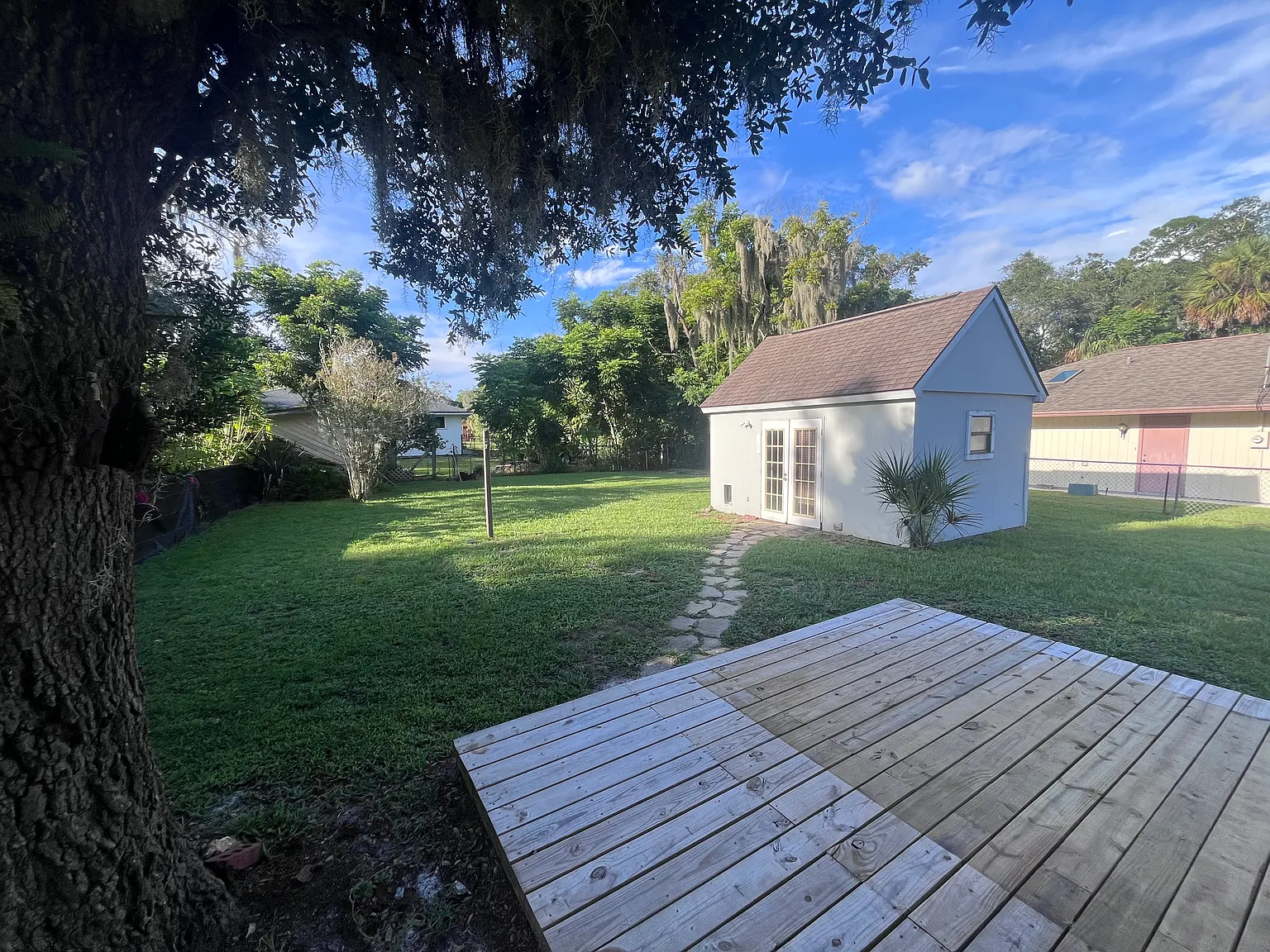 3 bed, 1341 sqft, $2,200 — Photo 3