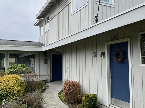 20121 20th Ave NW #B