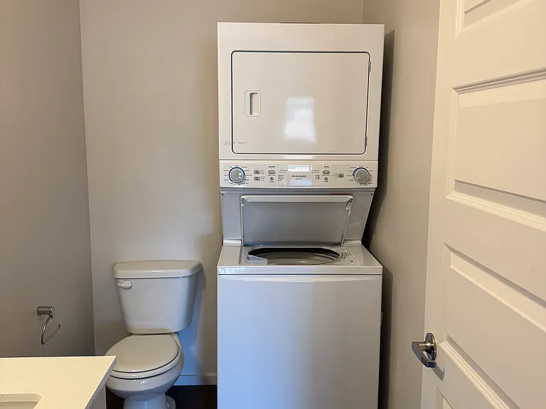 1689 S West Temple #116 — Photo 2