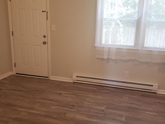 3rd image of 1615 E Ocean View Ave #11237012
