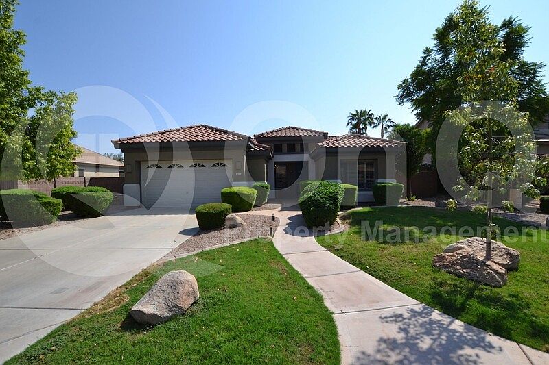 1st image of 1675 E Bartlett Pl