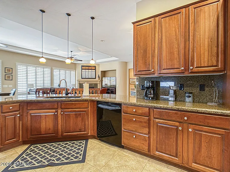 4279 E Sourwood Dr — Photo 27