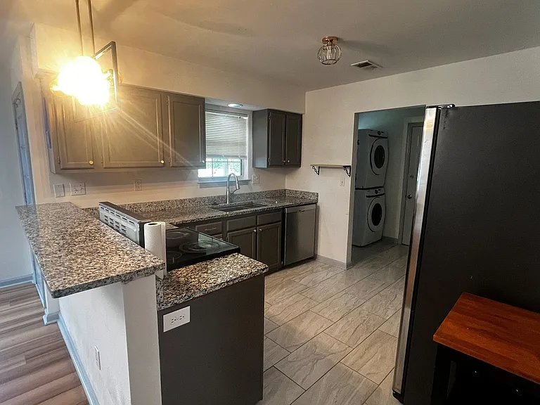 4207 Coffman Blvd — Photo 6