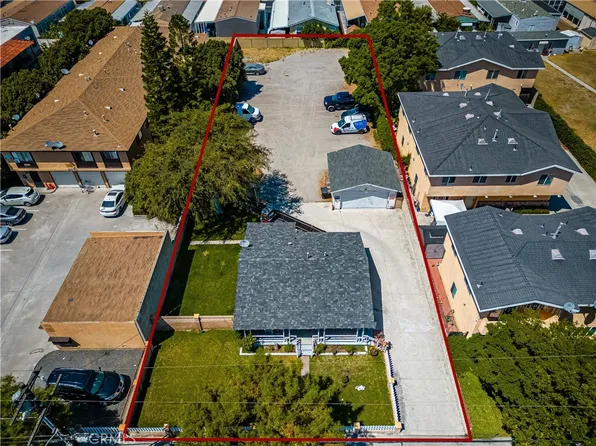 7881 2nd St, Stanton, CA 90680