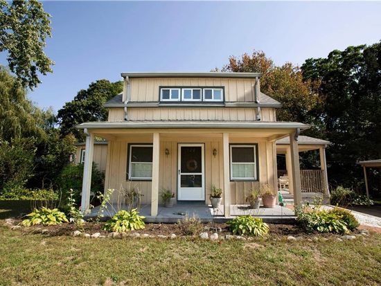 128 Hollis Ave, Warwick, RI 02889