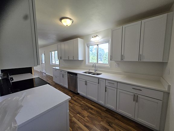 2nd image of 695 Jacobas Rd