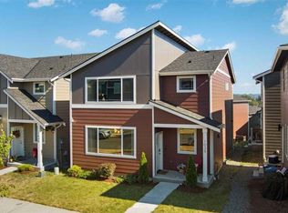 1039 Magnuson Way #3, Bremerton, WA 98310