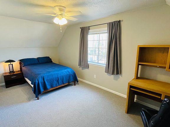 2nd image of 228 Horseshoe Dr