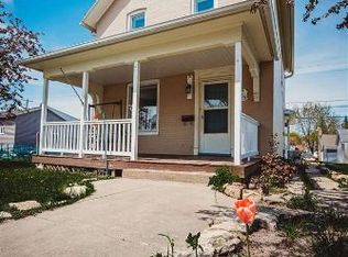 709 W Edgewater St, Portage, WI 53901