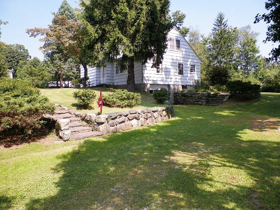 1st image of 2800 Quinlan St