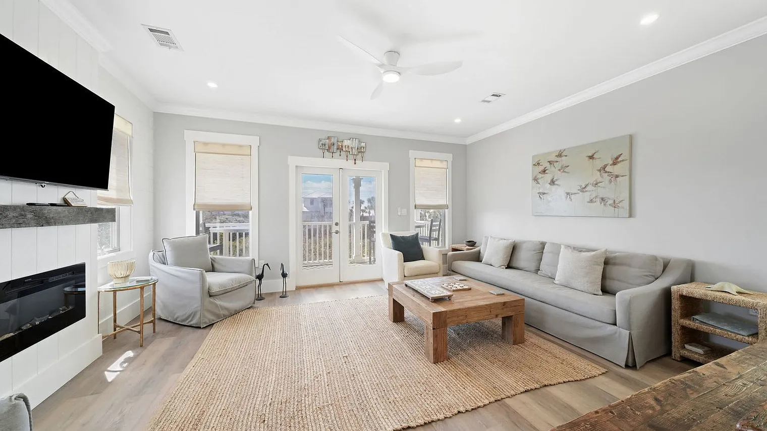 4 bed, 3.0 bath, 2174 sqft, $8,664 — Photo 3
