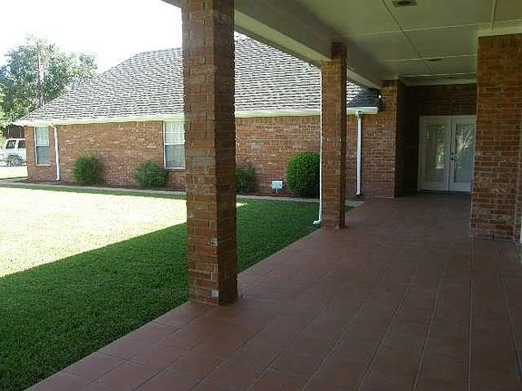 4th image of 111 Sunbird Ln