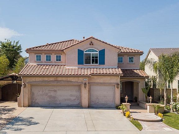 3rd image of 23965 Francisco Way