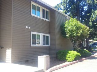 17316 E Burnside St APT 6, Portland, OR