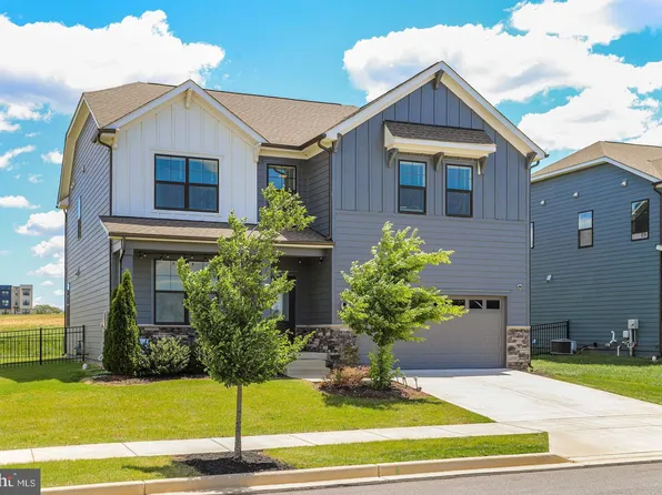 504 Carroll Walk Ave, Frederick, MD 21701