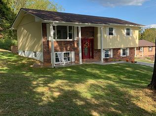 106 Dewdrop Pl, Bristol, VA 24201