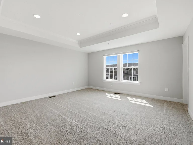 43976 Vaira Ter — Photo 17