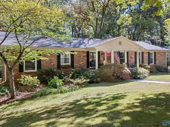 6815 Jones Valley Dr SE, Huntsville, AL 35802