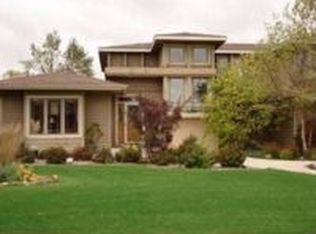 134 Emerald Dr, Racine, WI 53406