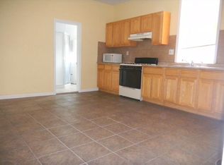 1801 S Broad St APT 3R, Philadelphia, PA 19148
